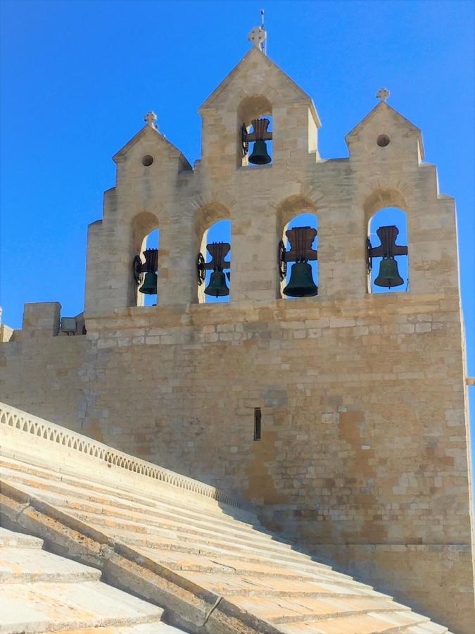 Hotel Lou Marques Saintes-Maries-de-la-Mer Exterior photo